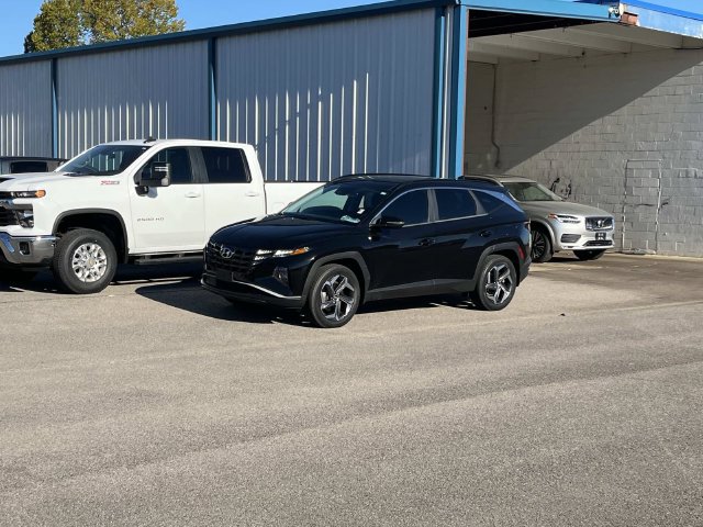Used 2022 Hyundai Tucson SEL w/ Cargo Package AWD/4WD image 6