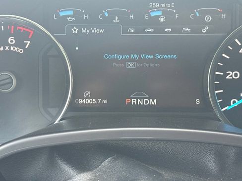Used 2020 Ford F150 Lariat w/ Equipment Group 502A Luxury AWD/4WD image 8