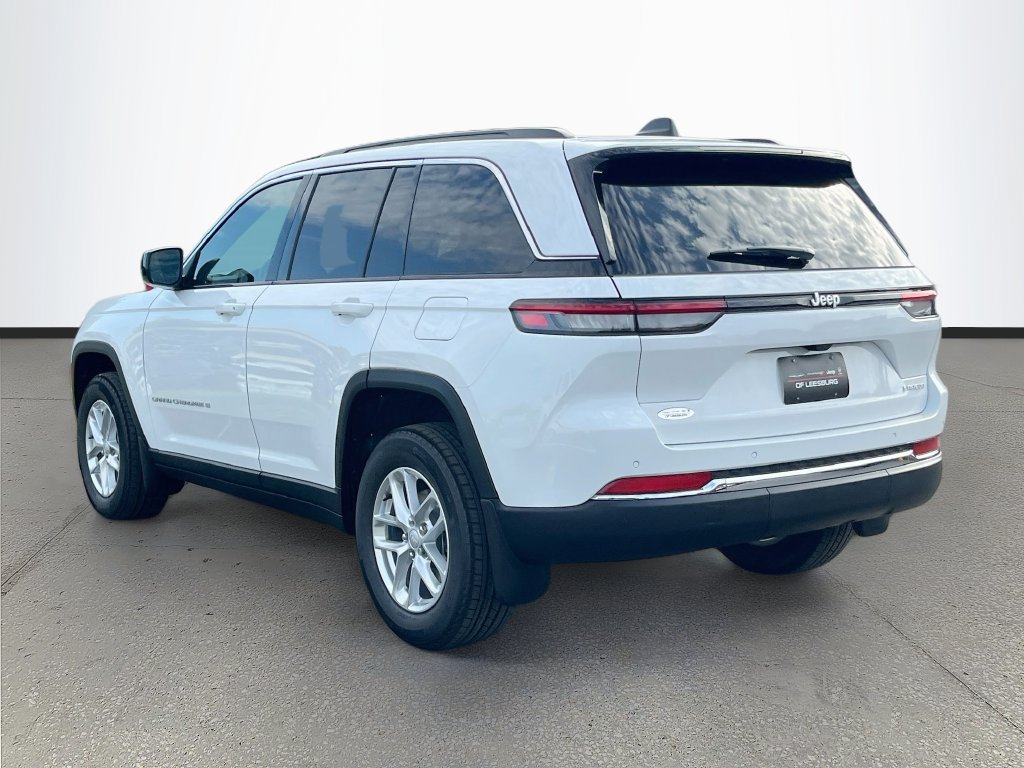 New 2026 Jeep Grand Cherokee Laredo X RWD image 5