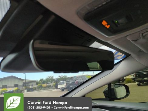 Used 2024 Toyota Prius XLE AWD/4WD image 20