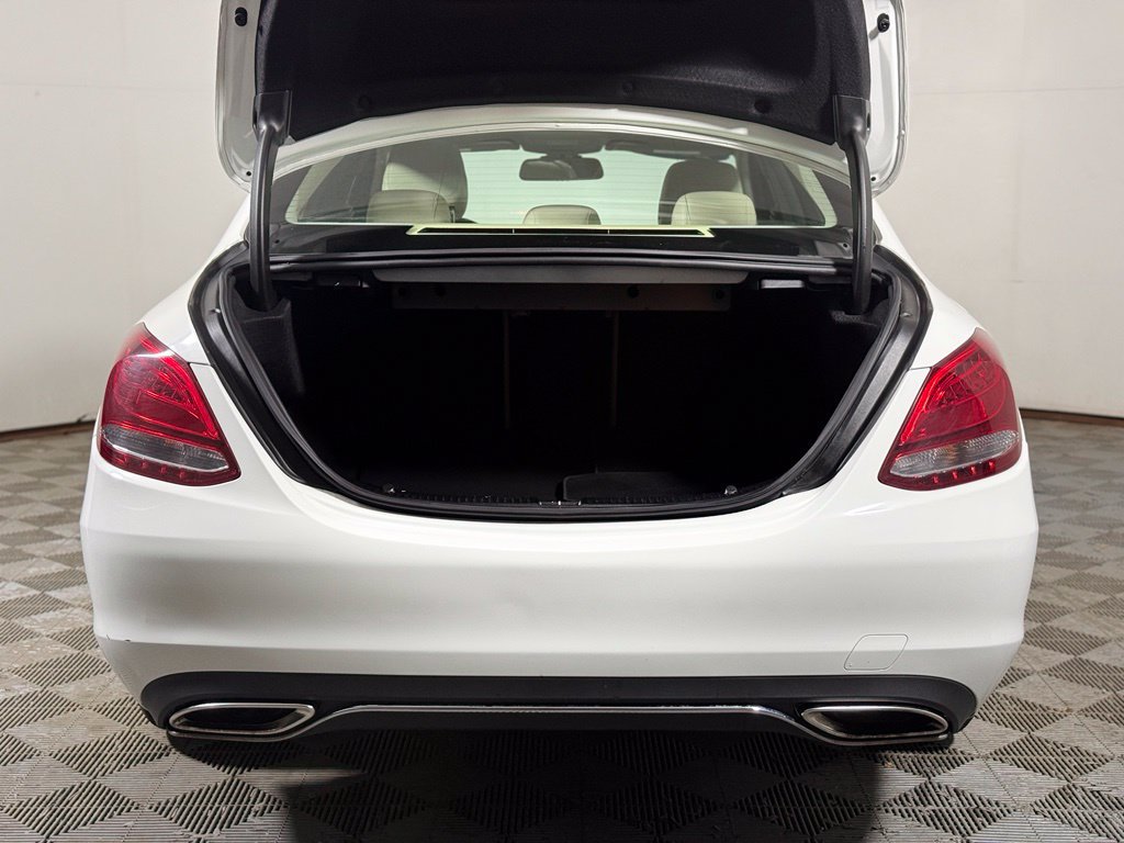 Used 2017 Mercedes-Benz C 300 4MATIC Sedan image 6