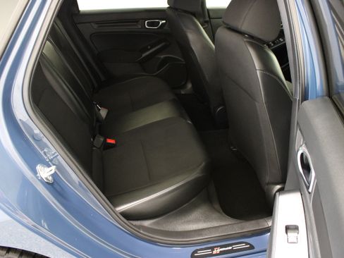 Used 2025 Honda Civic Sport image 32
