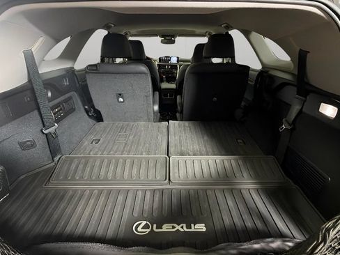 Used 2022 Lexus RX 350L FWD w/ Premium Package image 31