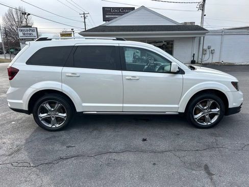Used 2017 Dodge Journey Crossroad w/ Popular Equipment Group image 7