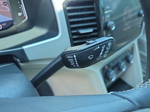 Used 2021 Volkswagen Atlas SEL Premium AWD/4WD image 22
