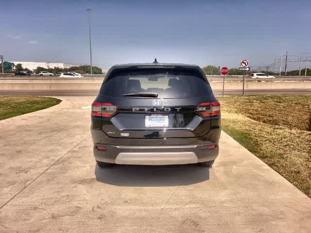 Certified 2025 Honda Pilot EX-L image 6