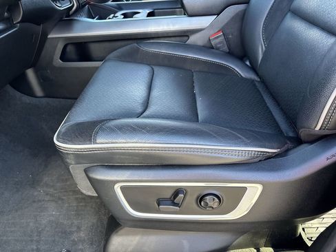 Used 2021 RAM 1500 Laramie w/ Sport Appearance Package image 19