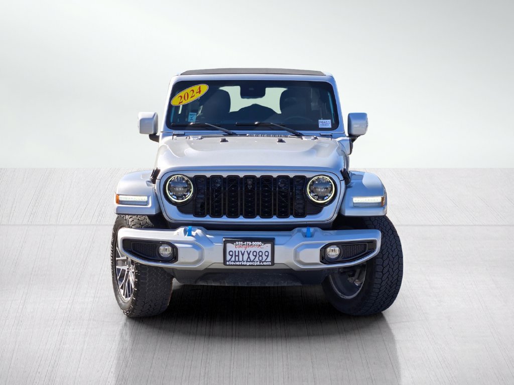 Used 2024 Jeep Wrangler High Altitude AWD/4WD image 2