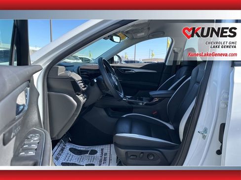Used 2024 Buick Envision Sport Touring AWD/4WD image 8