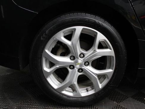 Used 2016 Chevrolet Volt Premier w/ Driver Confidence Package image 6