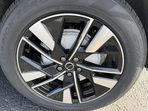 New 2026 Volvo XC60 B5 Core AWD/4WD image 33