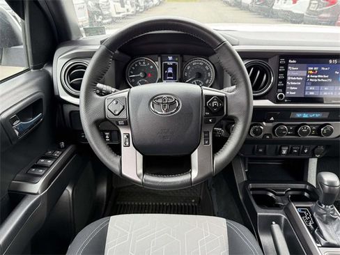 Used 2023 Toyota Tacoma TRD Off-Road image 12