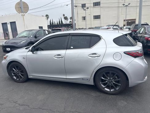 Used 2012 Lexus CT 200h Premium w/ Premium Audio Pkg (F Sport) FWD image 8