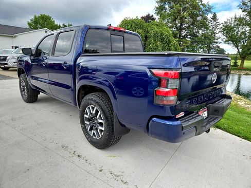 Used 2022 Nissan Frontier SV image 6