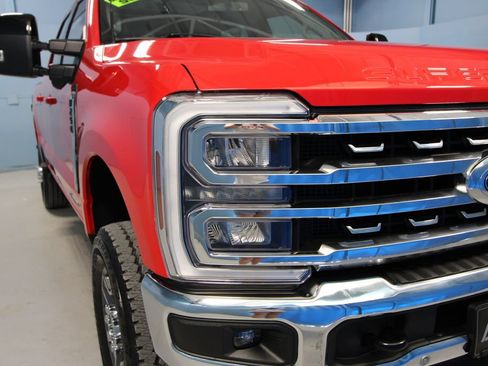 Used 2024 Ford F250 Lariat w/ Lariat Ultimate Package AWD/4WD image 41