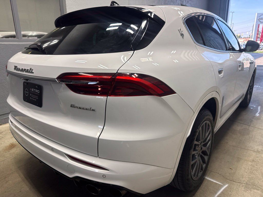 Used 2023 Maserati Grecale GT AWD/4WD image 8