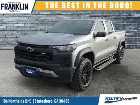 Used 2024 Chevrolet Colorado Trail Boss w/ Technology Package AWD/4WD image 1