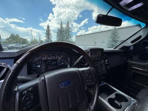 Used 2015 Ford F250 Platinum w/ FX4 Off-Road Package AWD/4WD image 18