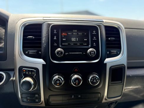 Used 2016 RAM 1500 Classic SLT AWD/4WD image 20