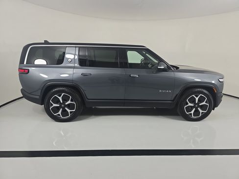 Used 2024 Rivian R1S Adventure AWD/4WD image 6