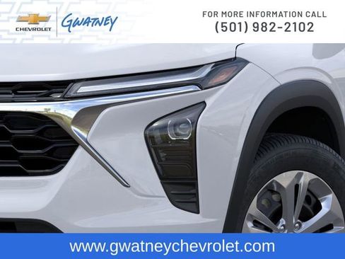 New 2026 Chevrolet Trax LS image 10