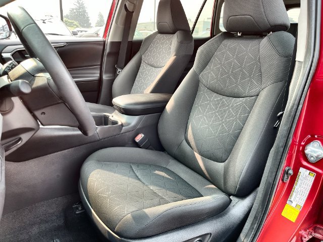 Used 2024 Toyota RAV4 XLE w/ Convenience Package AWD/4WD image 16