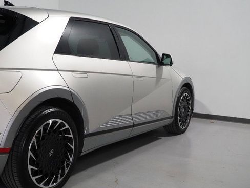 Used 2023 Hyundai Ioniq 5 Limited image 60