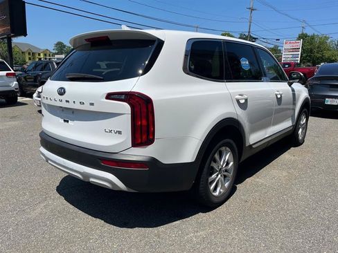 Used 2020 Kia Telluride LX AWD/4WD image 3