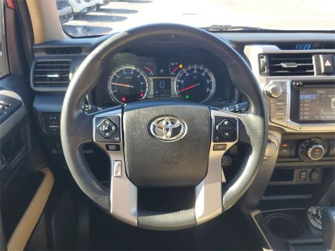 Used 2019 Toyota 4Runner SR5 Premium image 11