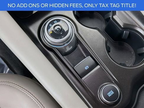 New 2025 Ford Explorer Active w/ Active Comfort Package image 17