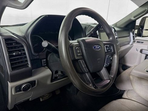 Used 2020 Ford F250 XLT image 9