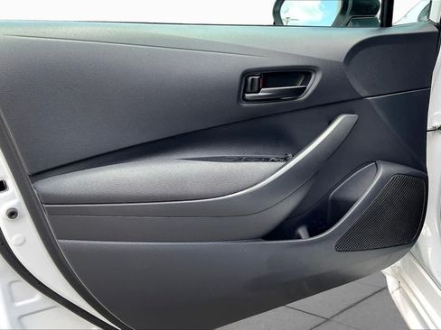 Used 2026 Toyota Corolla LE FWD image 21