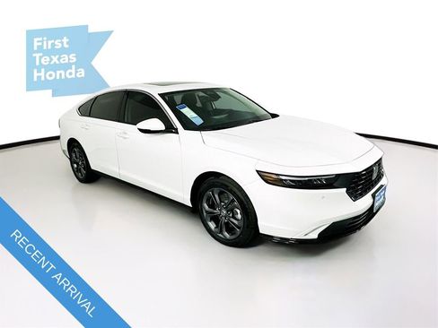 Used 2025 Honda Accord EX-L image 1