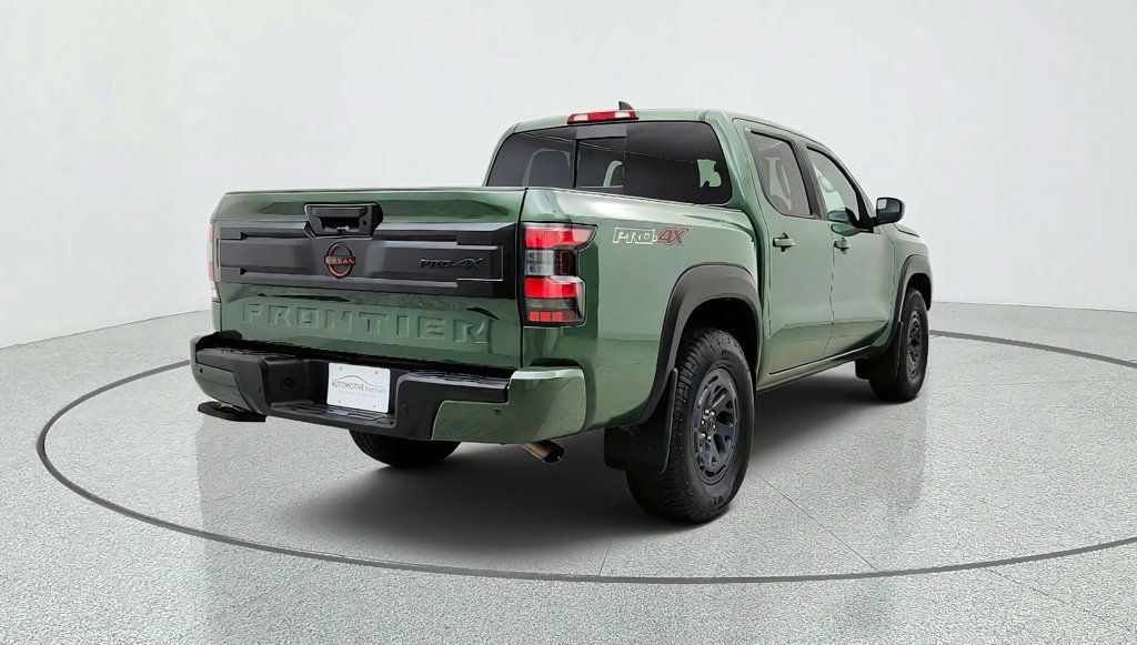 Used 2025 Nissan Frontier PRO-4X w/ Interior Protection Package AWD/4WD image 5