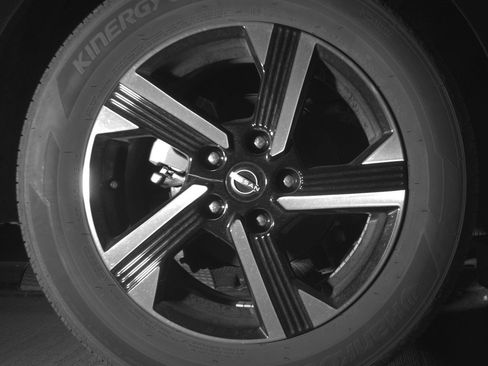 Used 2025 Nissan Sentra SV FWD image 15