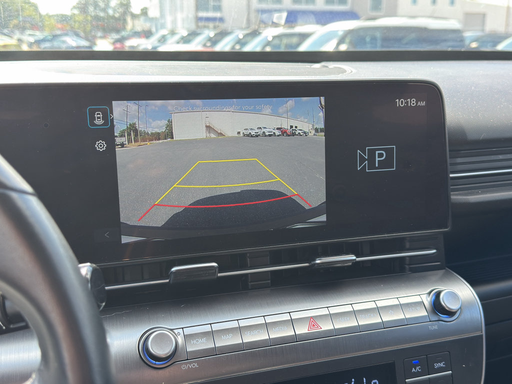 Used 2025 Hyundai Kona SEL FWD image 16