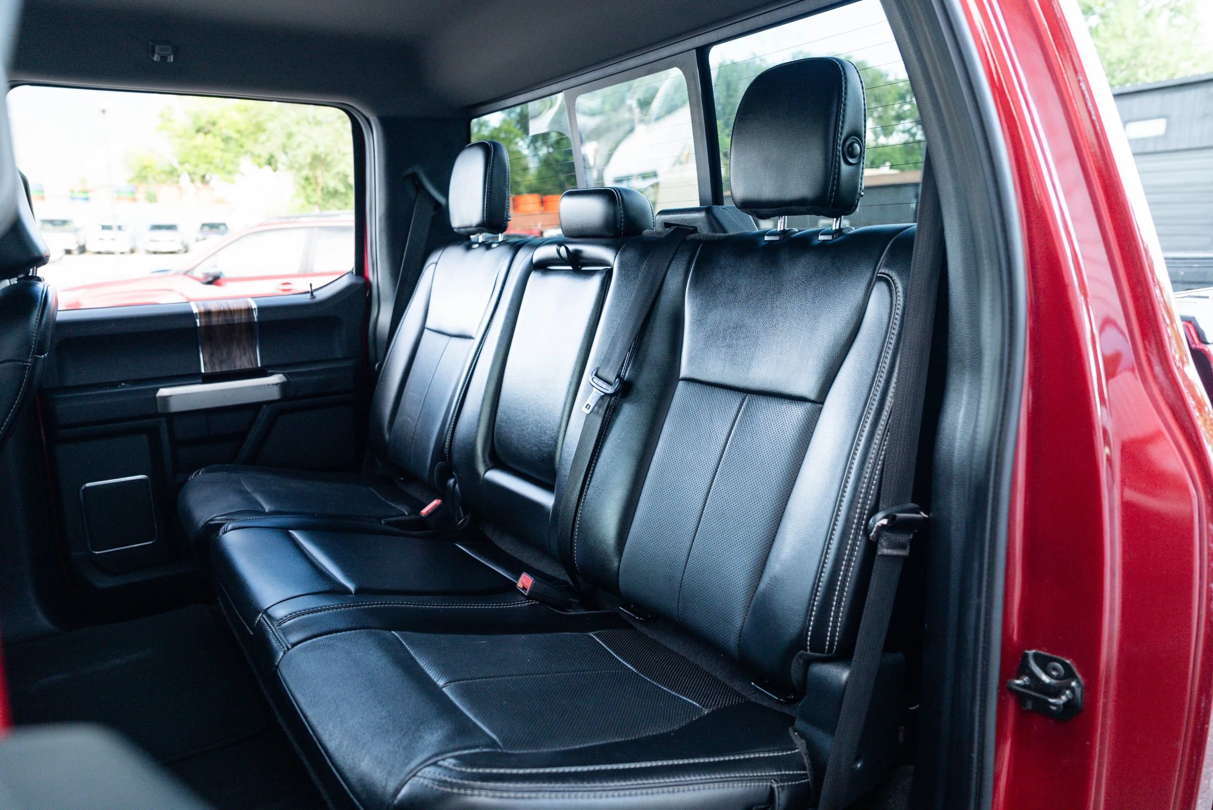 Used 2019 Ford F150 Lariat AWD/4WD image 15