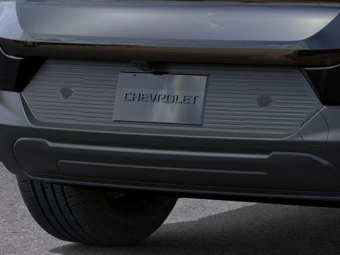 New 2026 Chevrolet Equinox EV LT image 43