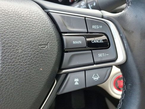Used 2018 Honda Accord EX-L image 18