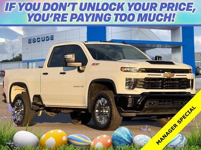 Used 2025 Chevrolet Silverado 2500 Custom w/ Custom Convenience Package