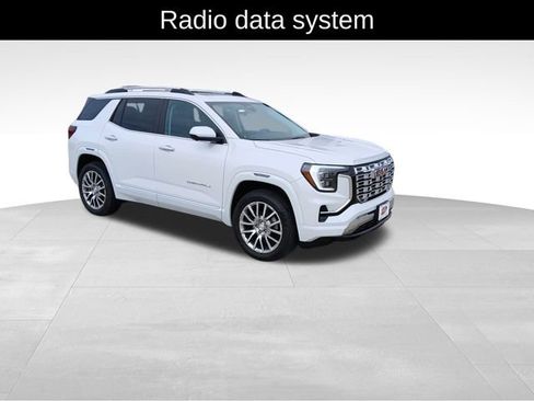 New 2026 GMC Terrain Denali w/ LPO, Floor Liner Package image 8