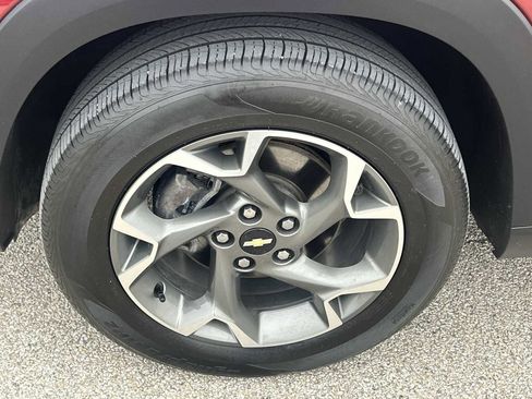 Used 2024 Chevrolet Trax LT w/ Driver Confidence Package image 30