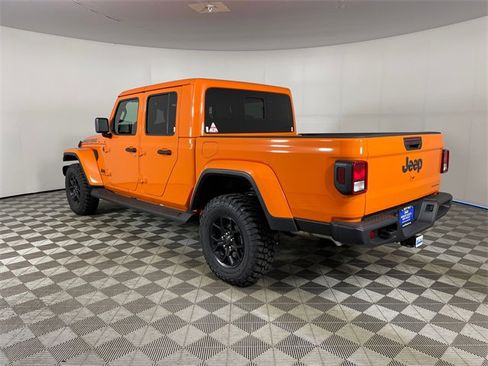 New 2025 Jeep Gladiator Sport image 5