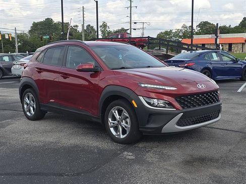 Used 2023 Hyundai Kona SEL image 7