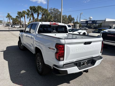 Used 2024 Chevrolet Colorado LT w/ LT Convenience Package II image 5