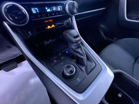 Used 2024 Toyota RAV4 LE image 21