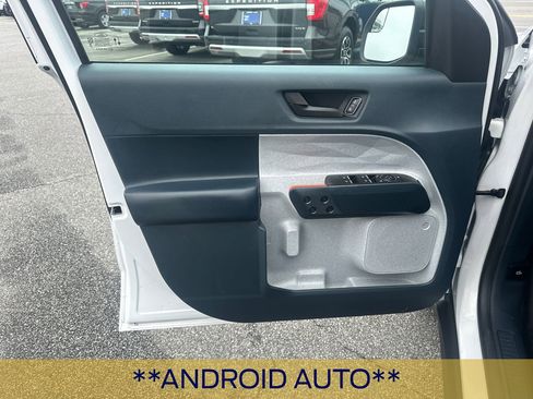 Certified 2024 Ford Maverick XLT image 11