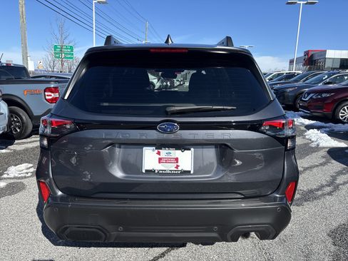 Used 2025 Subaru Forester Limited image 4