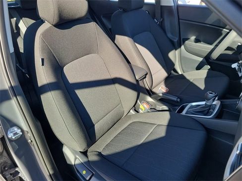 New 2026 Hyundai Venue SE image 17