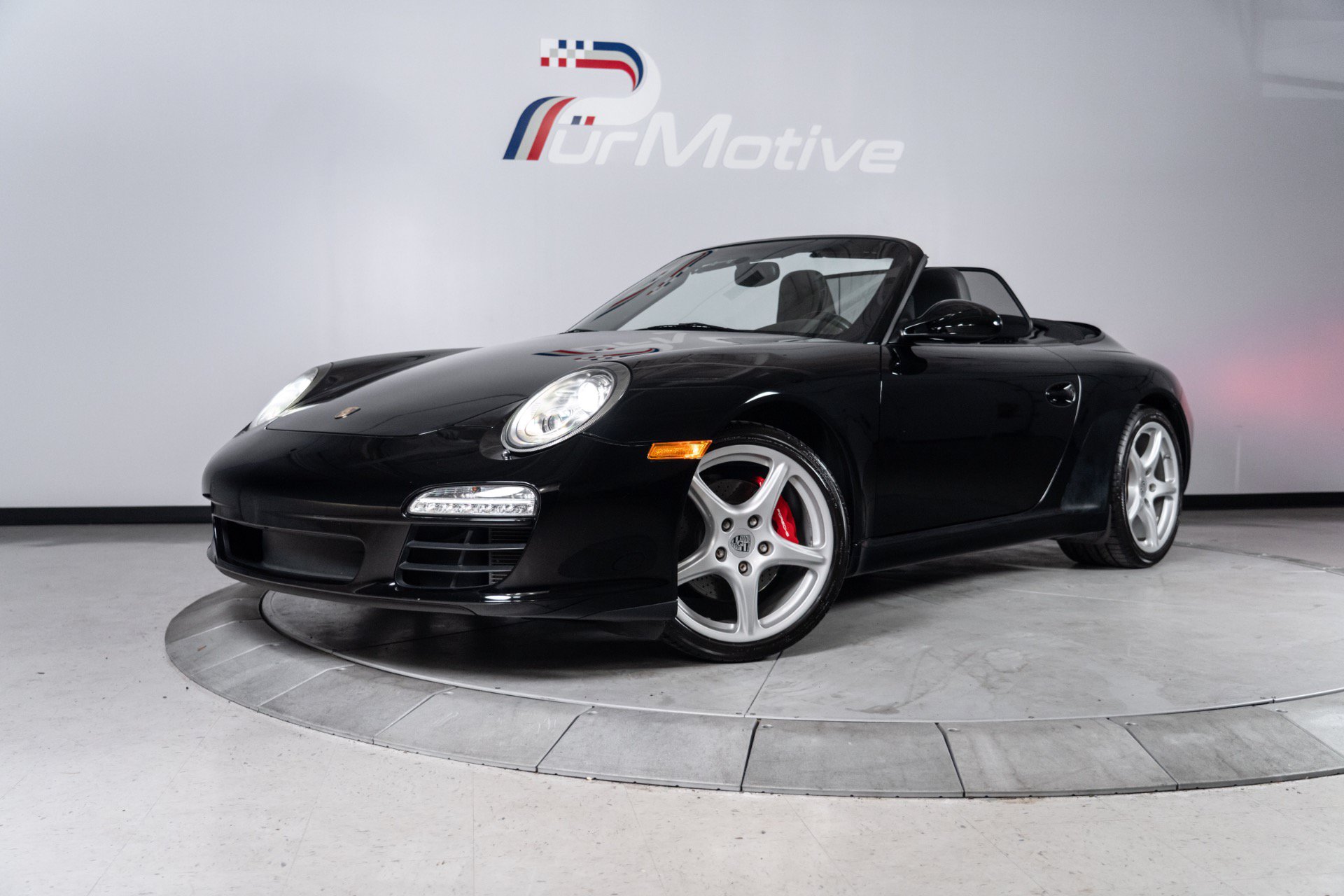 Used 2010 Porsche 911 Cabriolet image 1